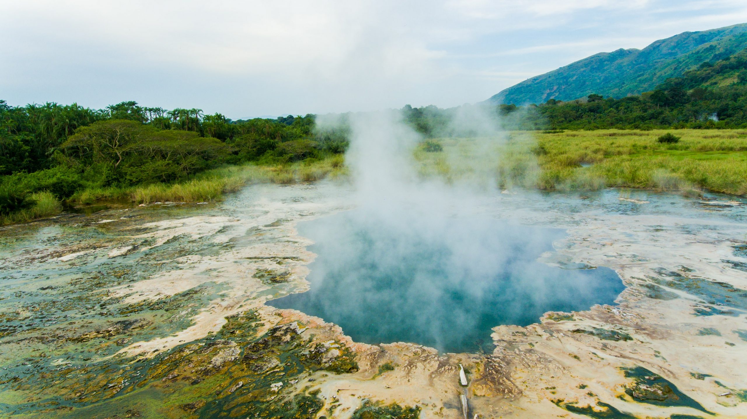 Sempaya Female Hot Springs