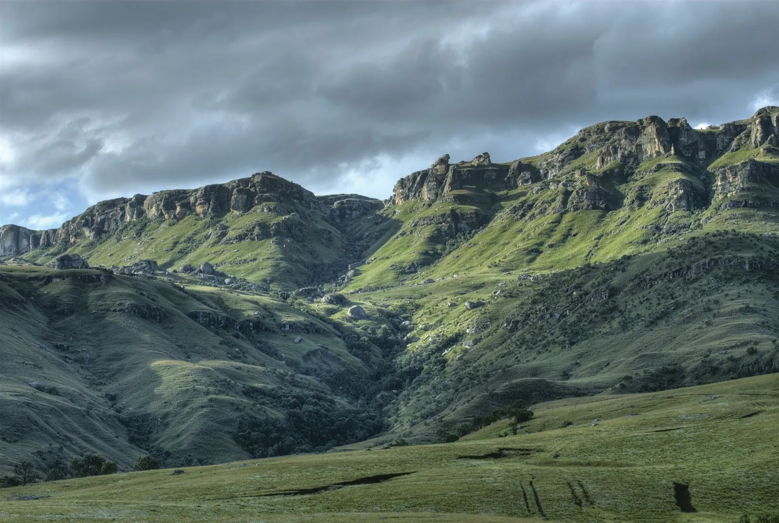 Hike in the Drakensberg Mountains